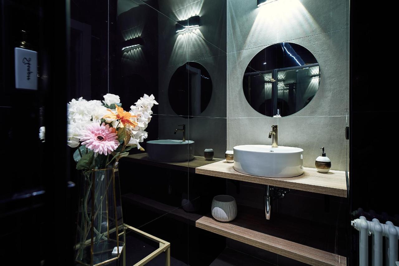Chiclife - Lilienblum Chic Borgo Santa Caterina Apartment Бергамо Экстерьер фото